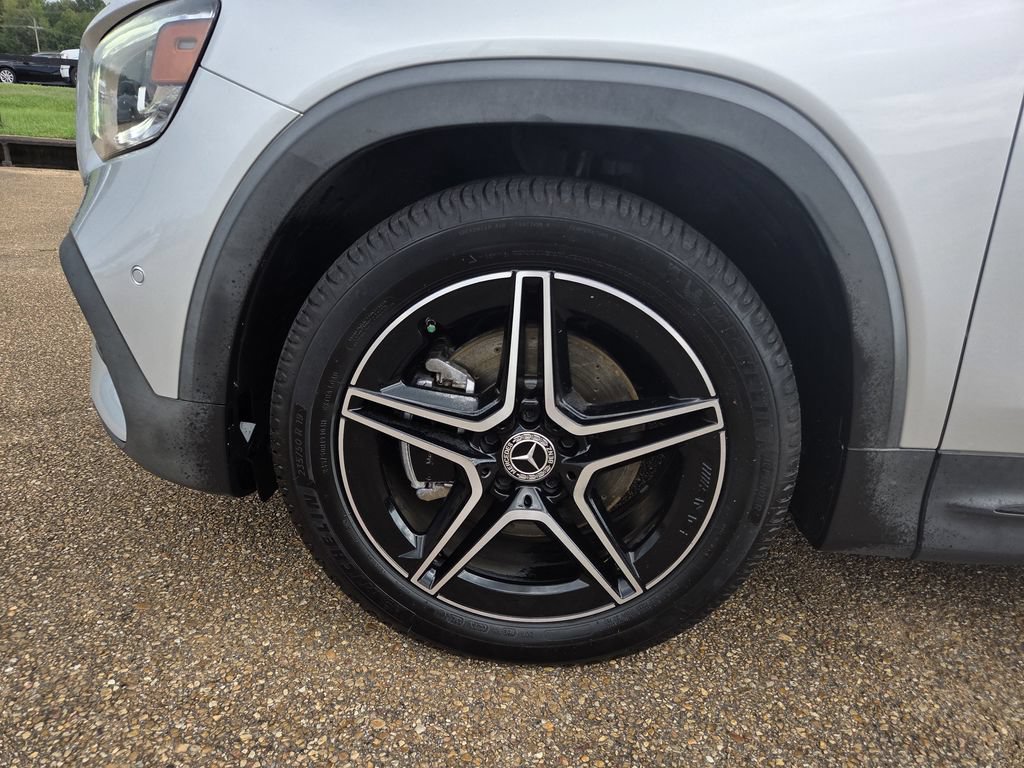 Used 2020 Mercedes-Benz GLB 250 image 29