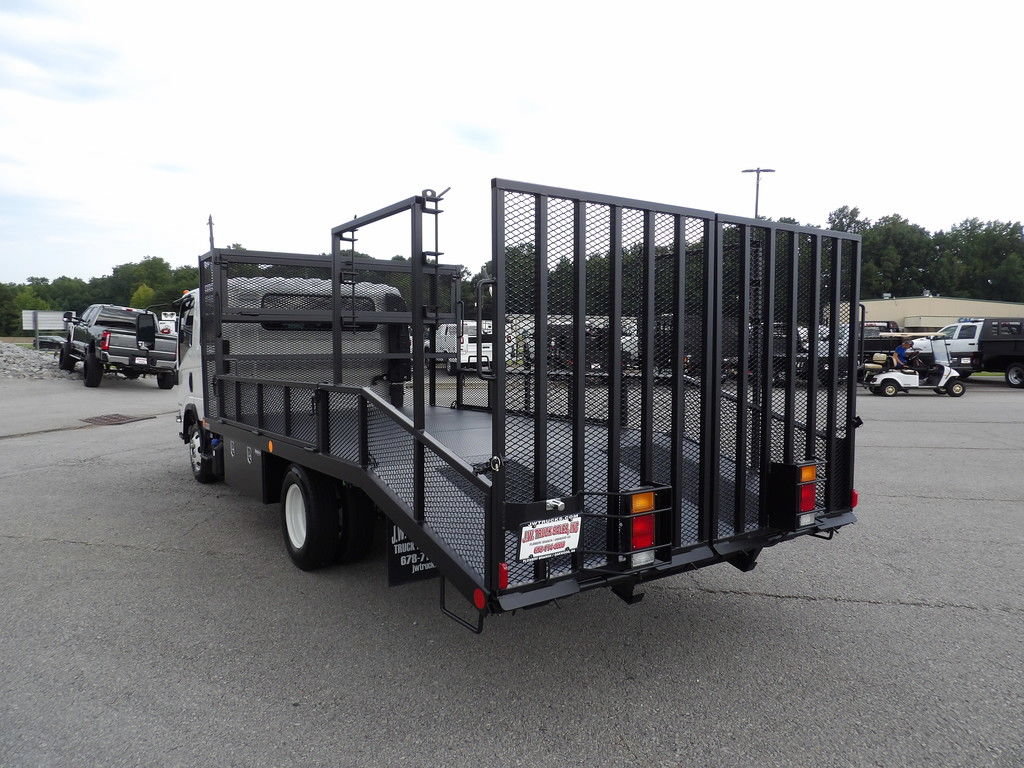 Used 2024 Chevrolet Low Cab Forward 4500HD RWD image 5