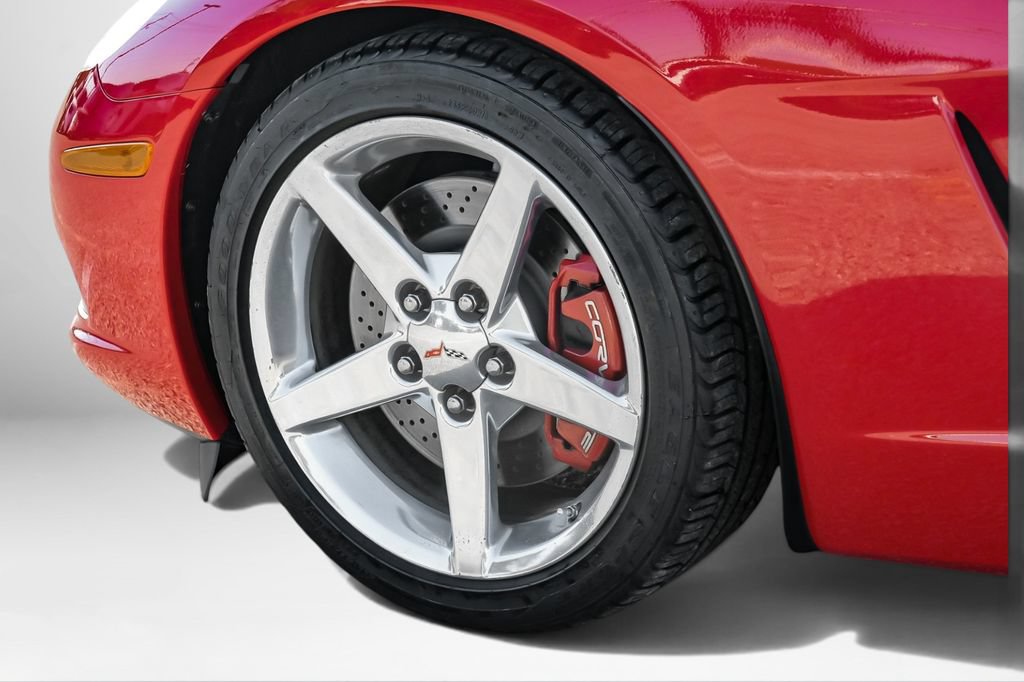 Used 2006 Chevrolet Corvette Convertible w/ Preferred Equipment Group RWD image 39