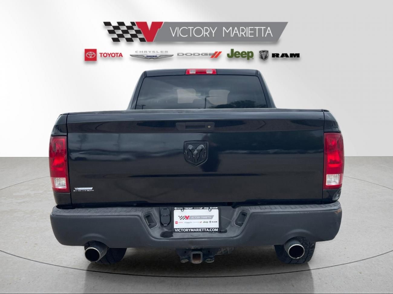Used 2017 RAM 1500 Express w/ Black Ram 1500 Express Group AWD/4WD image 4