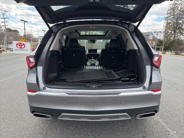Used 2025 Acura MDX FWD w/ Technology Package image 8