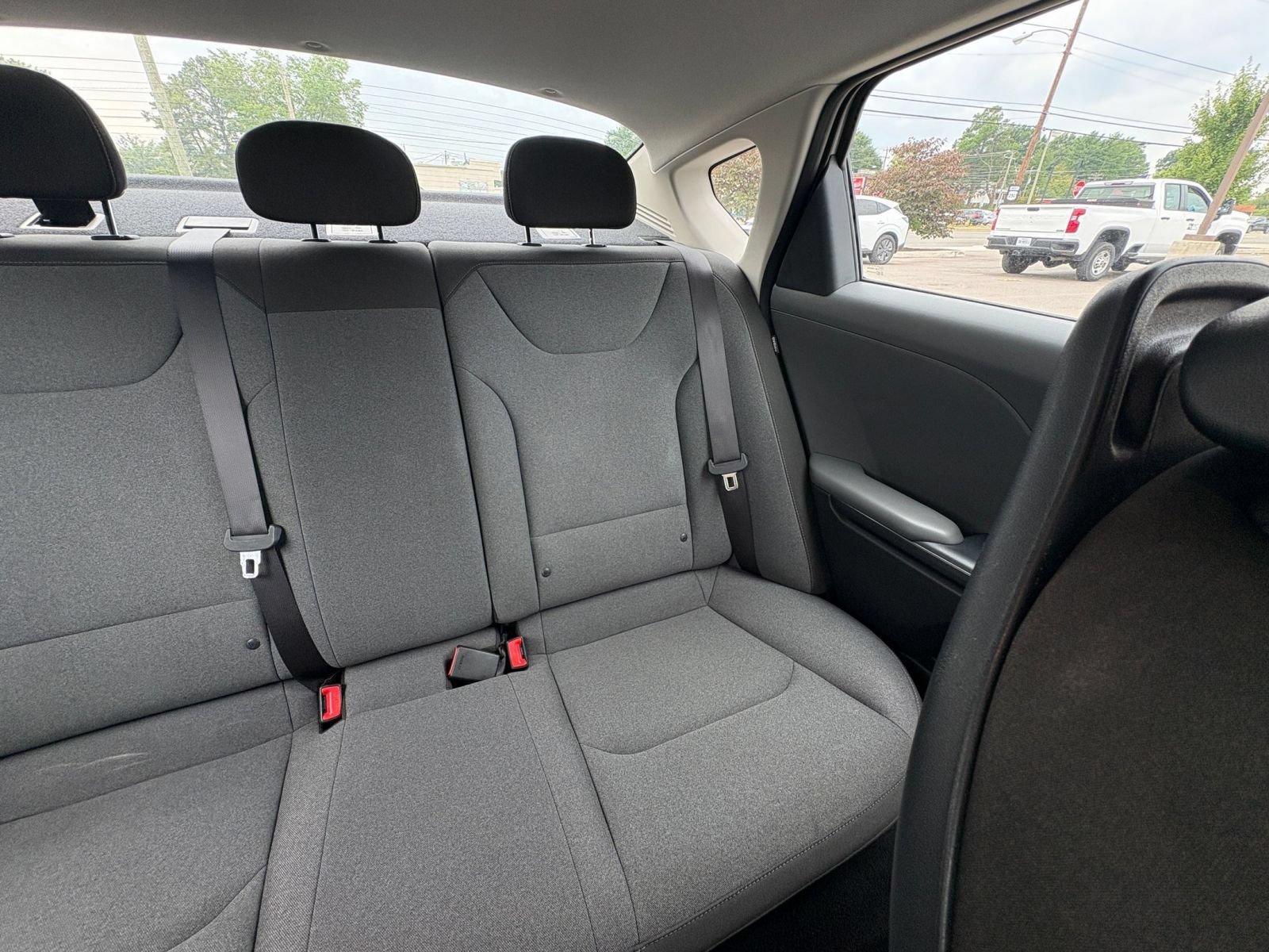 Used 2025 Kia K4 FWD image 35