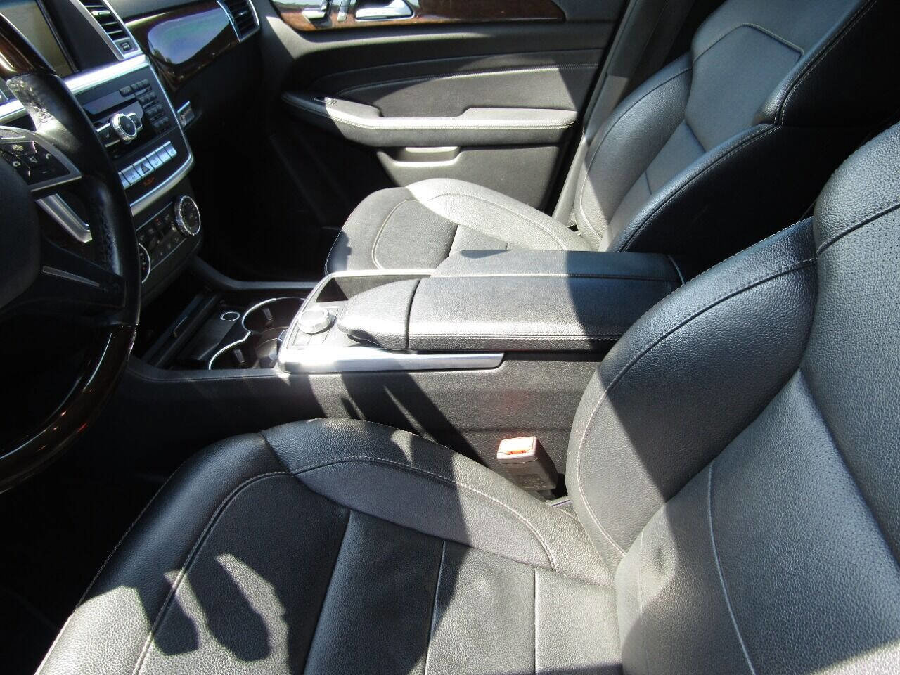 Used 2014 Mercedes-Benz ML 350 4MATIC image 24