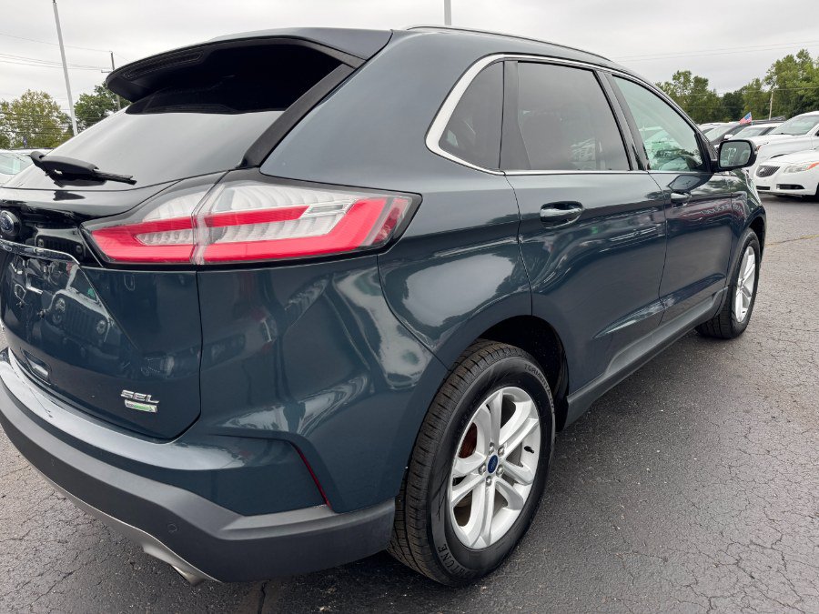 Used 2019 Ford Edge SEL w/ Equipment Group 201A FWD image 11