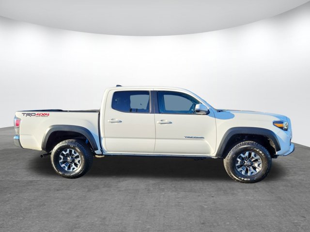 Used 2023 Toyota Tacoma TRD Off-Road image 4