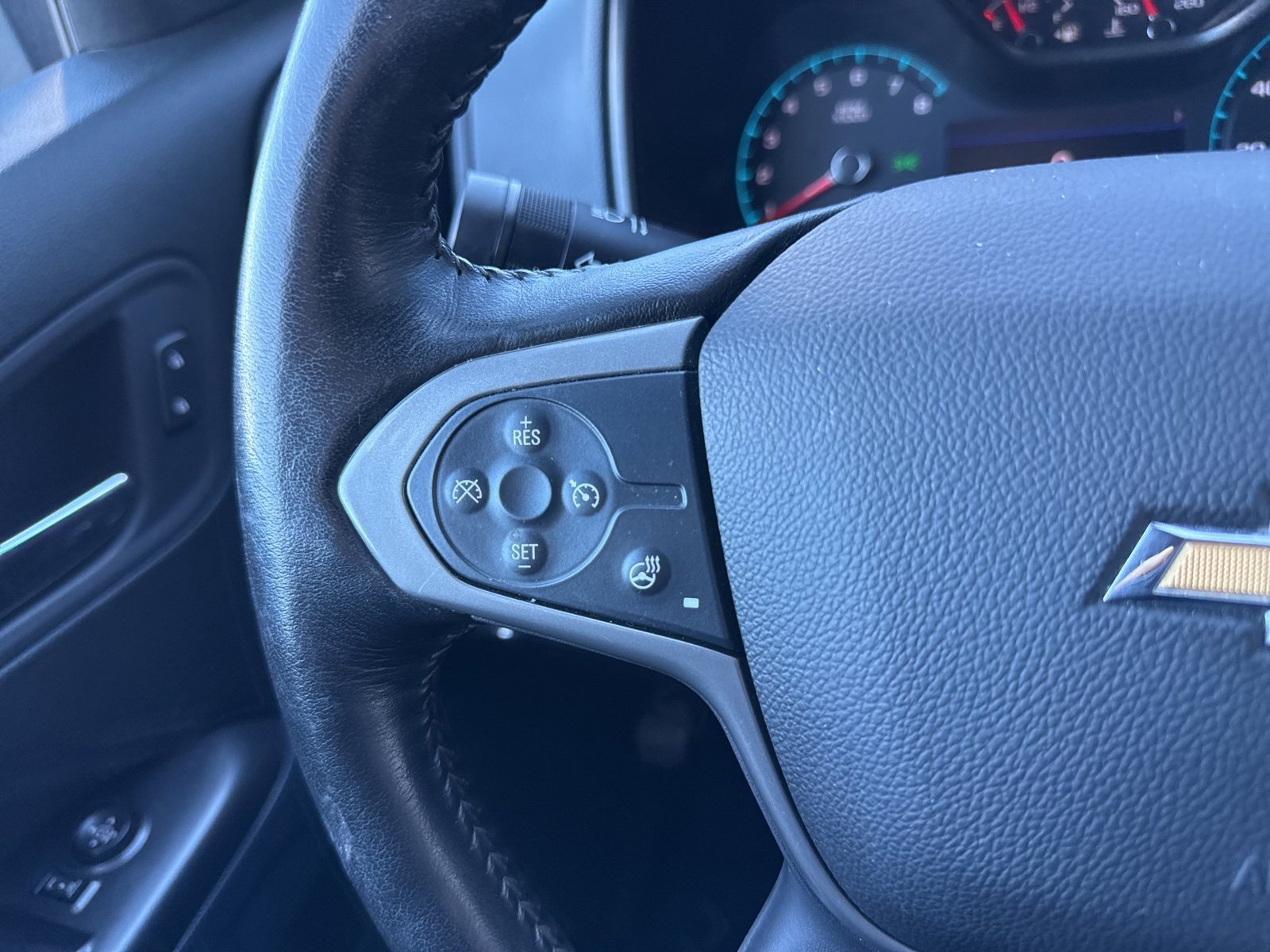 Used 2022 Chevrolet Colorado Z71 image 33