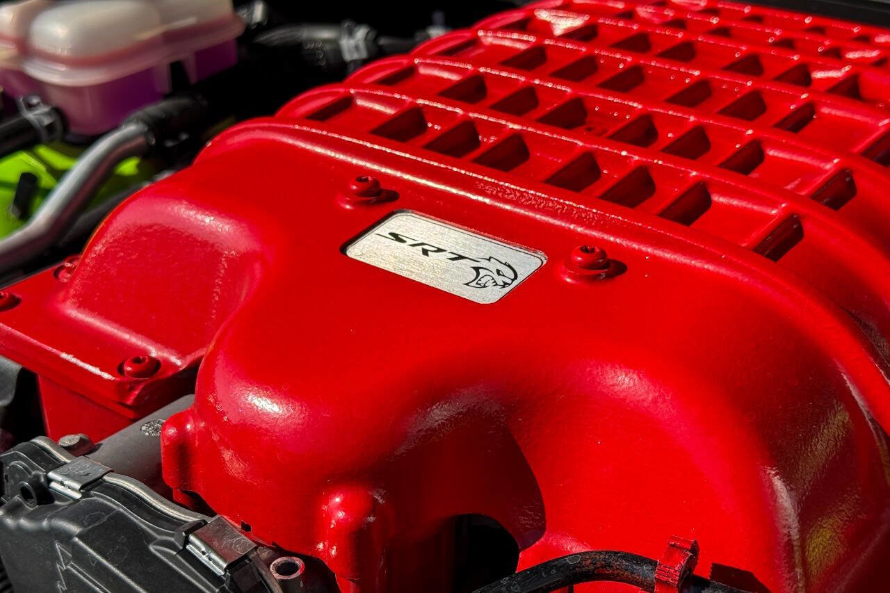 Used 2019 Dodge Charger SRT Hellcat w/ Harman/Kardon Audio Group image 7