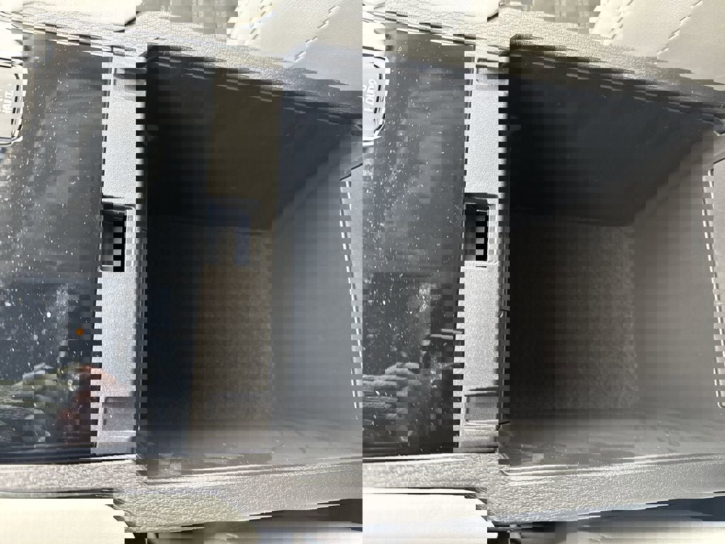 New 2025 Mitsubishi Outlander SE image 41