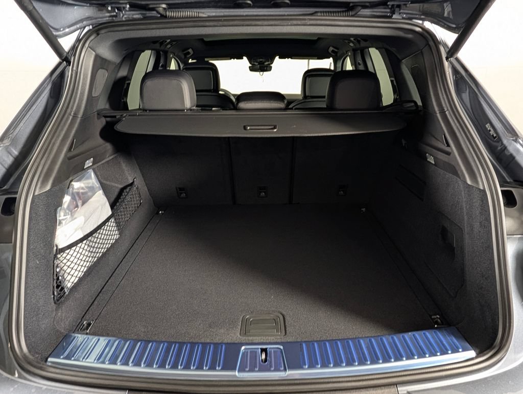 New 2026 Porsche Cayenne S AWD/4WD image 17