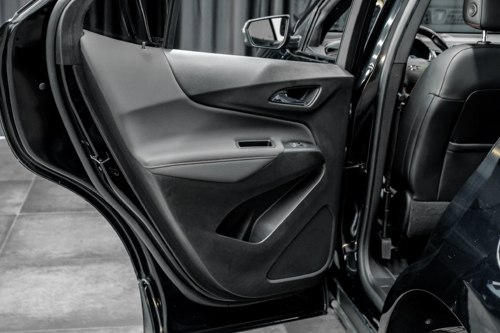Used 2022 Chevrolet Equinox RS w/ Infotainment Package FWD image 42