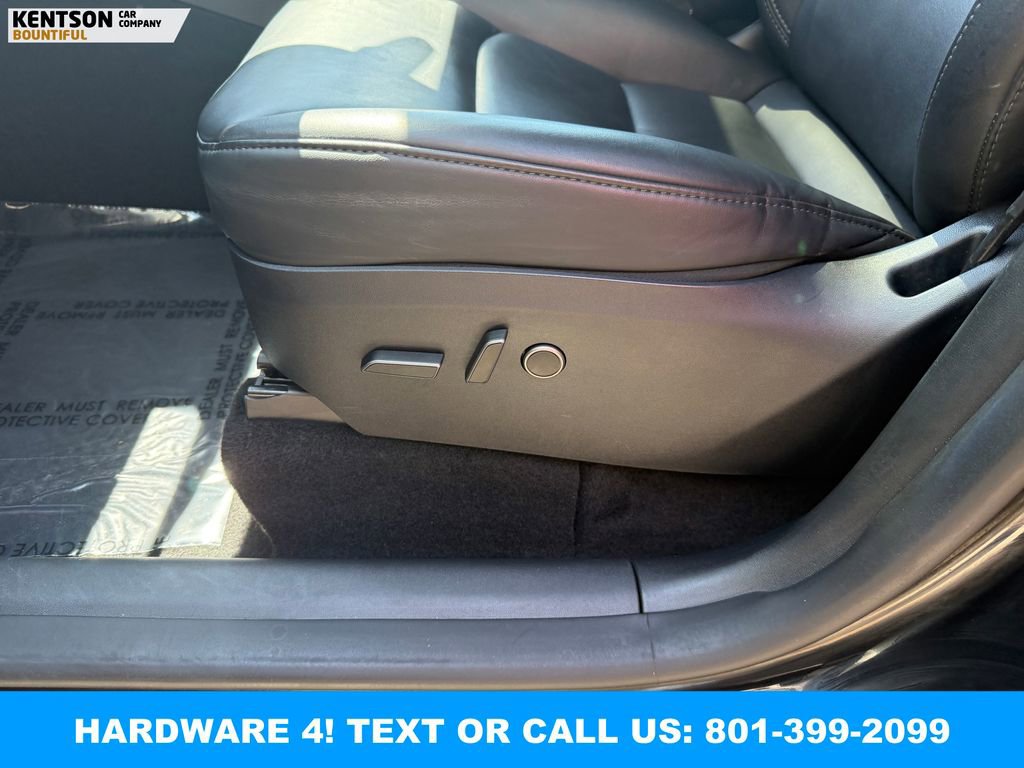 Used 2023 Tesla Model Y Long Range AWD/4WD image 21