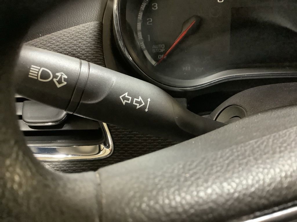 Used 2017 Chevrolet Cruze LT w/ Sun And Sound Package image 31