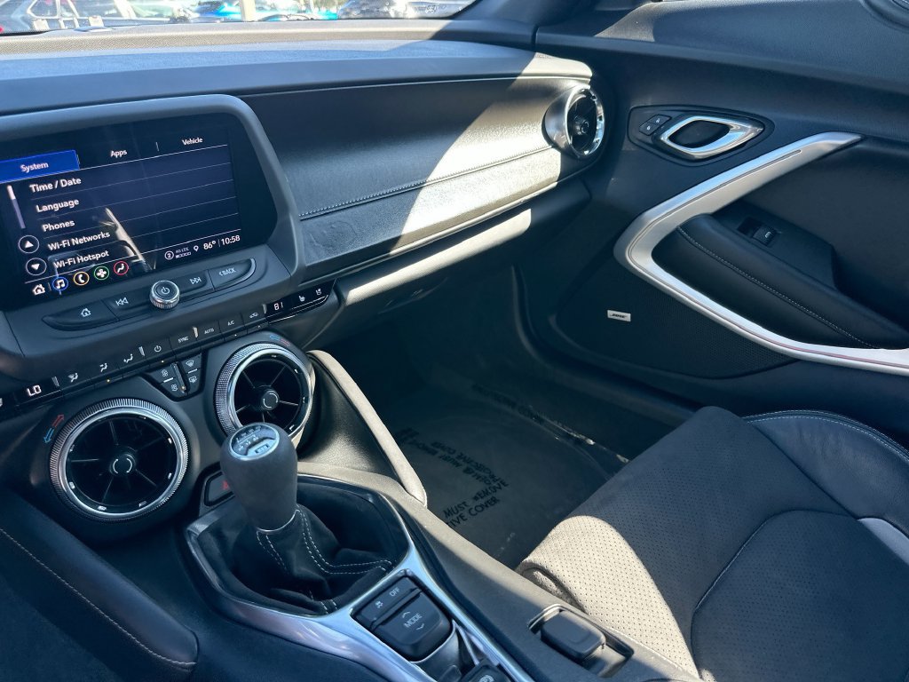 Certified 2022 Chevrolet Camaro SS RWD image 24