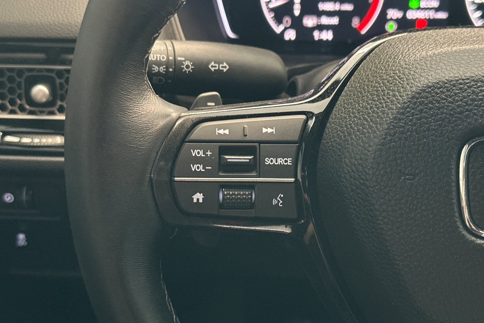Used 2025 Honda Civic Sport image 23