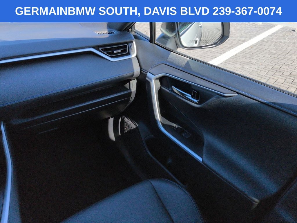 Used 2021 Toyota RAV4 XSE w/ XSE Grade Weather Package AWD/4WD image 19