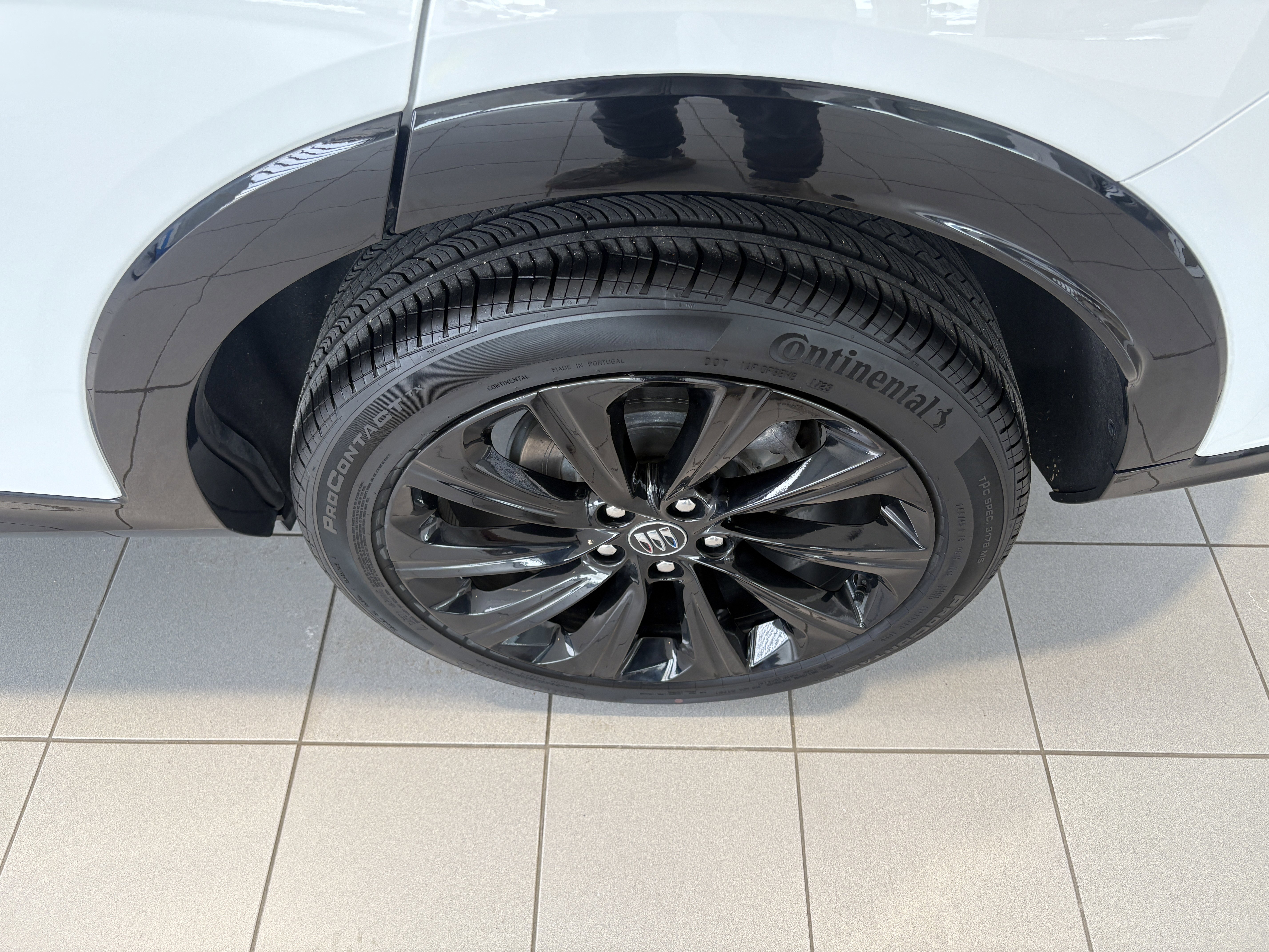 Used 2024 Buick Envista Sport Touring w/ Convenience I Package image 6