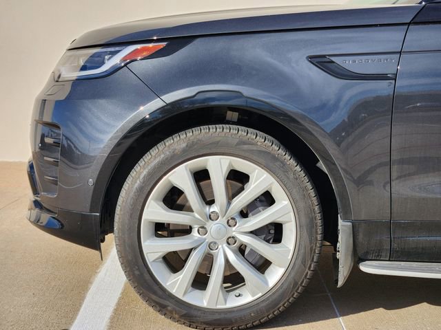 Used 2024 Land Rover Discovery Dynamic SE image 9