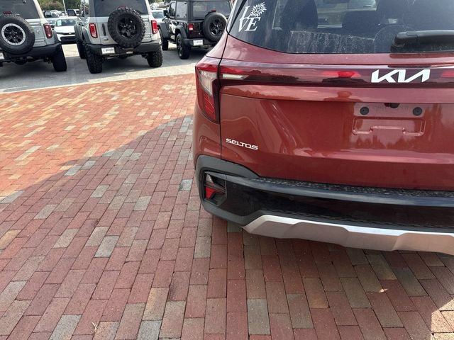 Used 2026 Kia Seltos SX w/ SX Sunroof Package AWD/4WD image 8