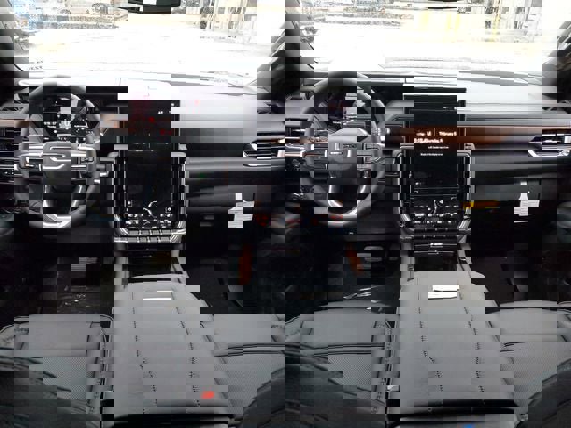 New 2026 GMC Yukon Denali image 12