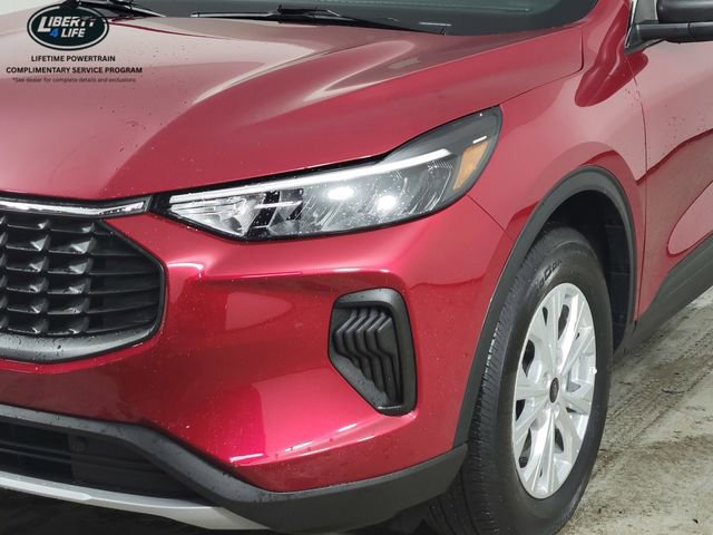 Used 2023 Ford Escape Active image 9