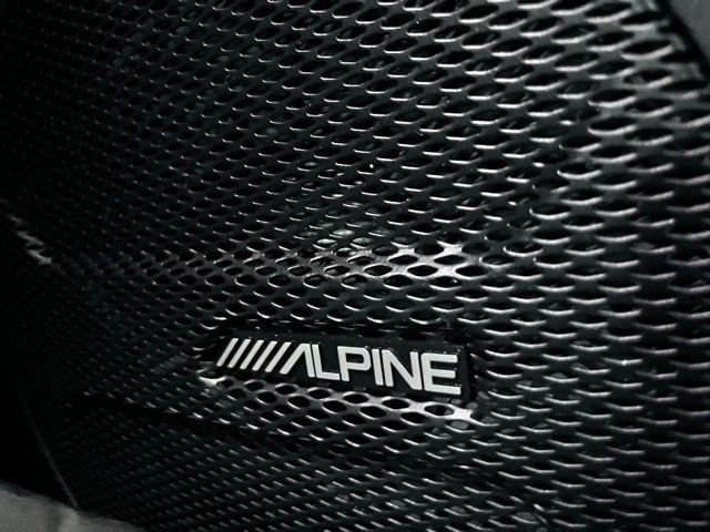 Used 2022 Jeep Wrangler Unlimited Sahara image 6
