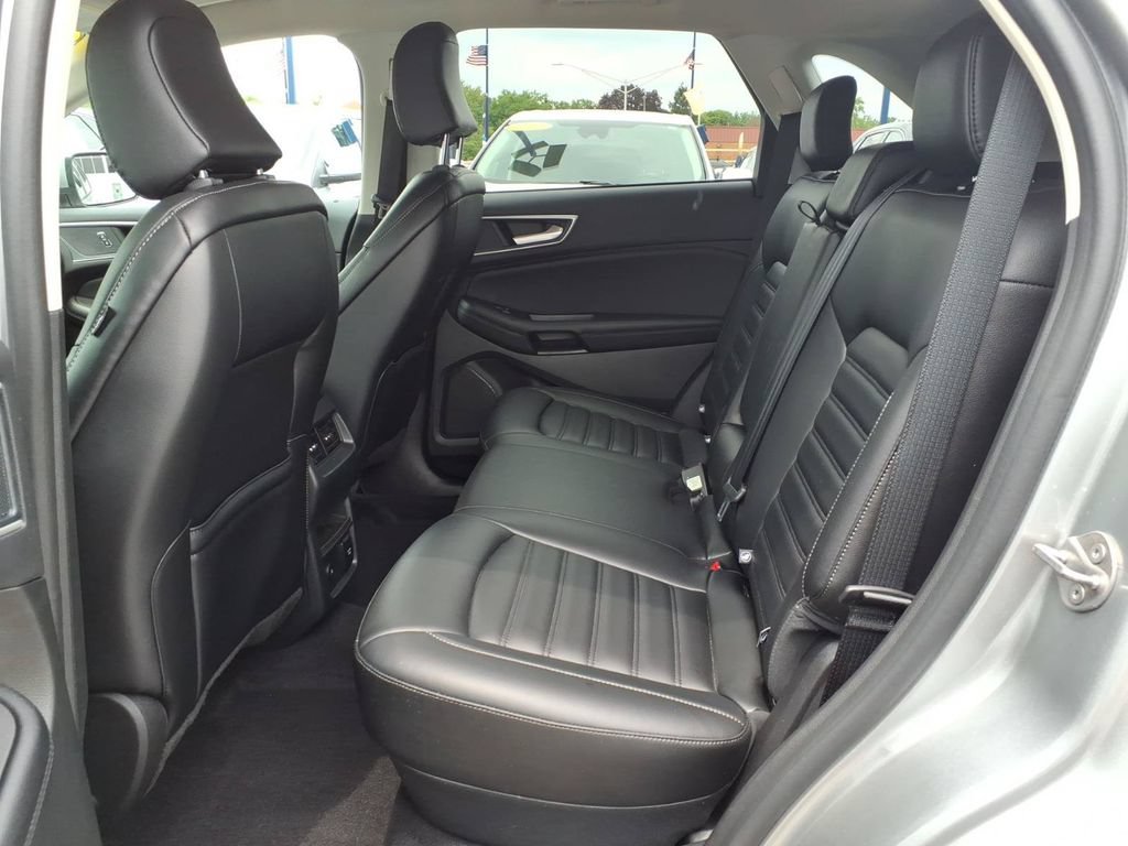 Certified 2024 Ford Edge SEL w/ Convenience Package AWD/4WD image 10