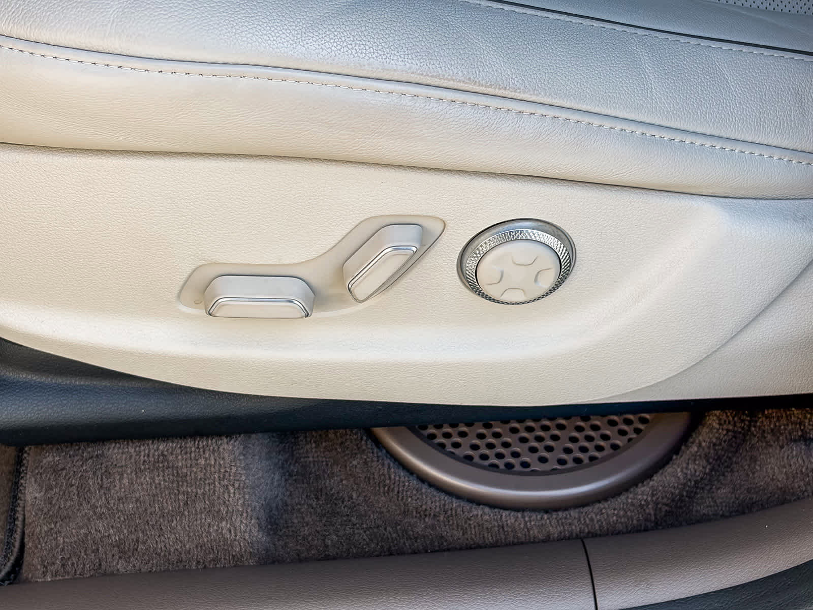 Used 2023 Genesis GV80 2.5T w/ Advanced Package image 20