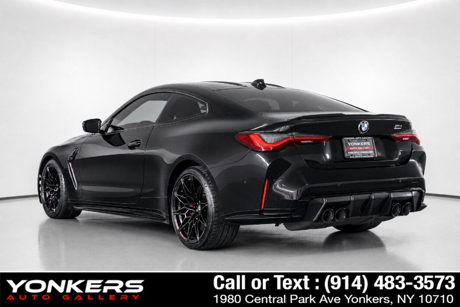Used 2021 BMW M4 Competition w/ M Carbon Exterior Package RWD image 10