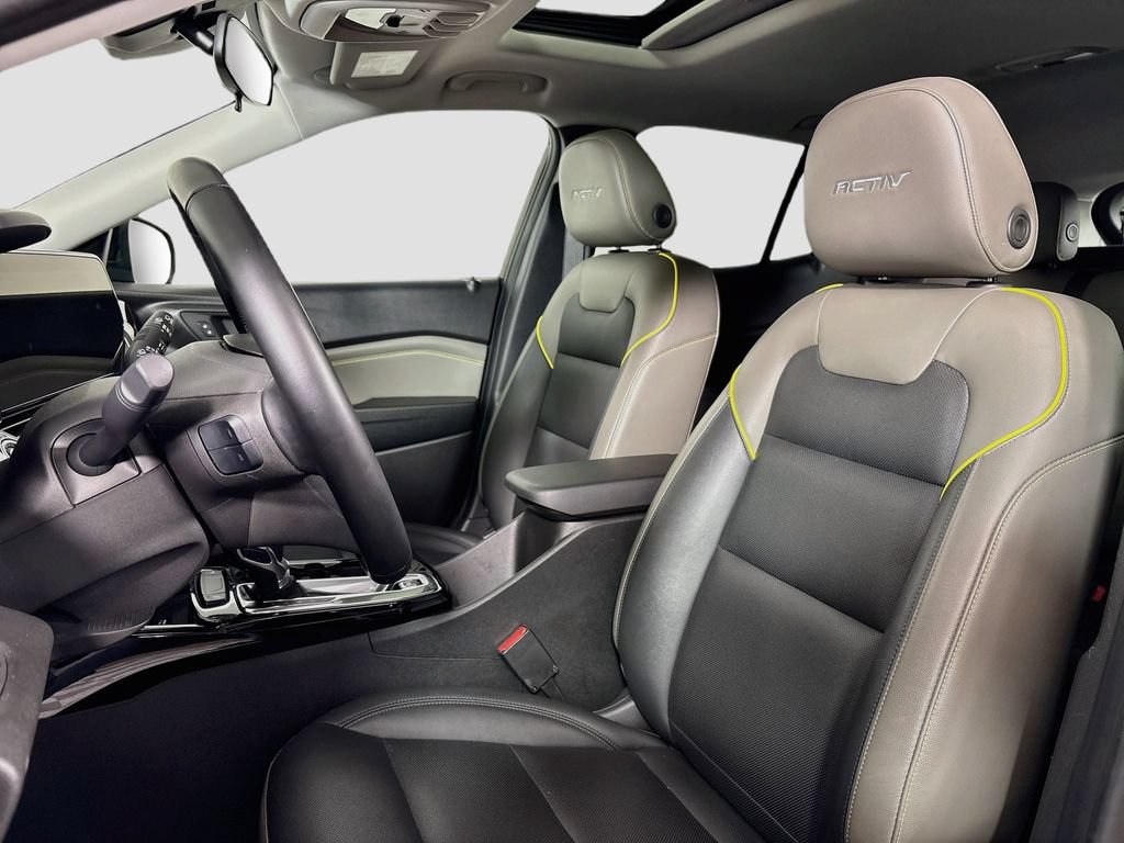 Certified 2024 Chevrolet Trax ACTIV w/ Sunroof Package FWD image 23