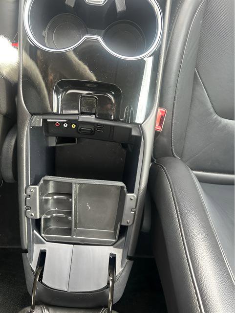 Used 2014 Ford Fusion Titanium FWD image 11