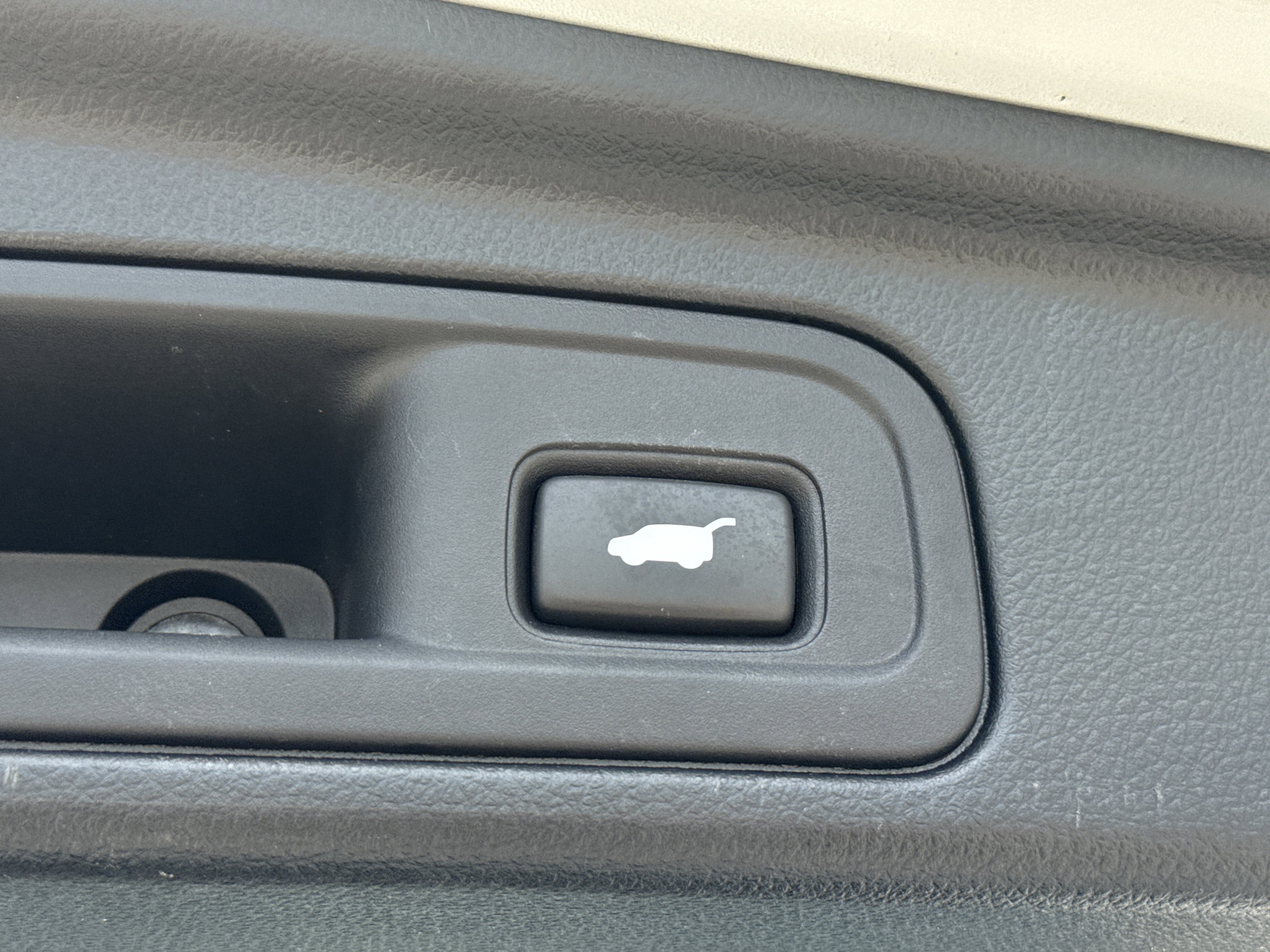 Certified 2020 Honda Pilot Touring image 18