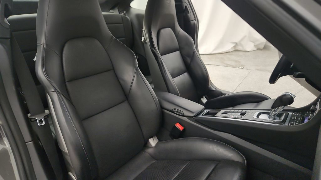 Used 2013 Porsche 911 Carrera 4S AWD/4WD image 39