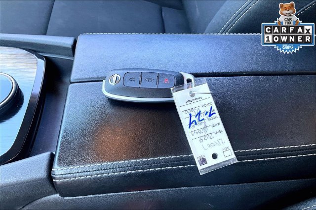 Used 2024 Nissan Rogue S AWD/4WD image 10