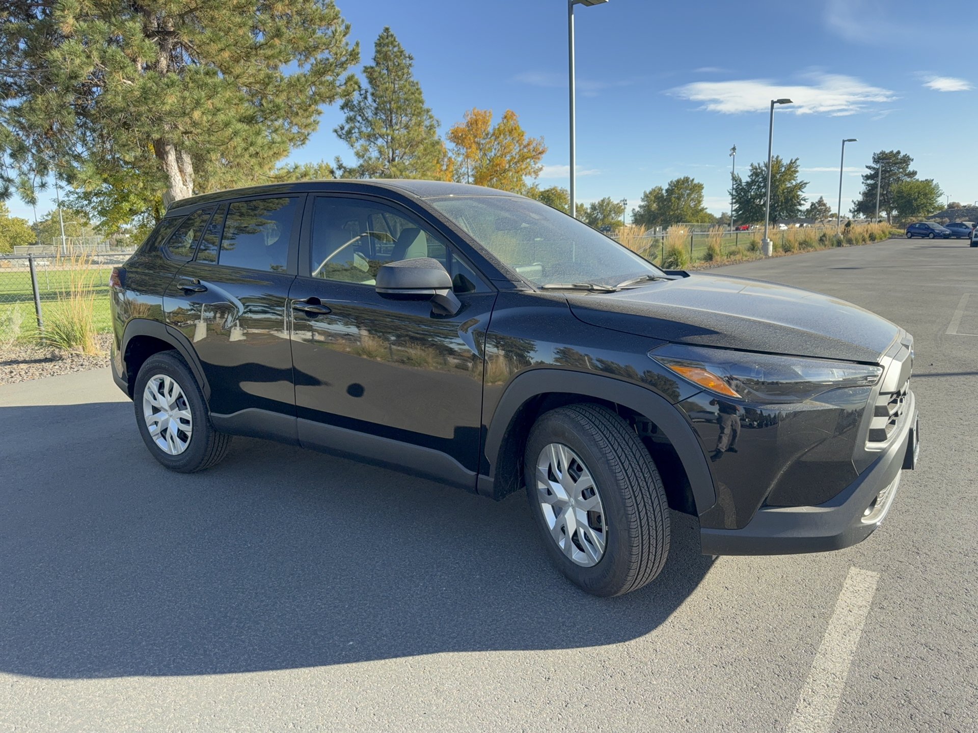 Used 2026 Toyota Corolla Cross L AWD/4WD image 2
