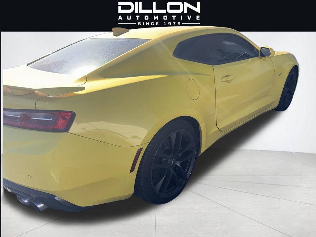 Used 2016 Chevrolet Camaro SS RWD image 7