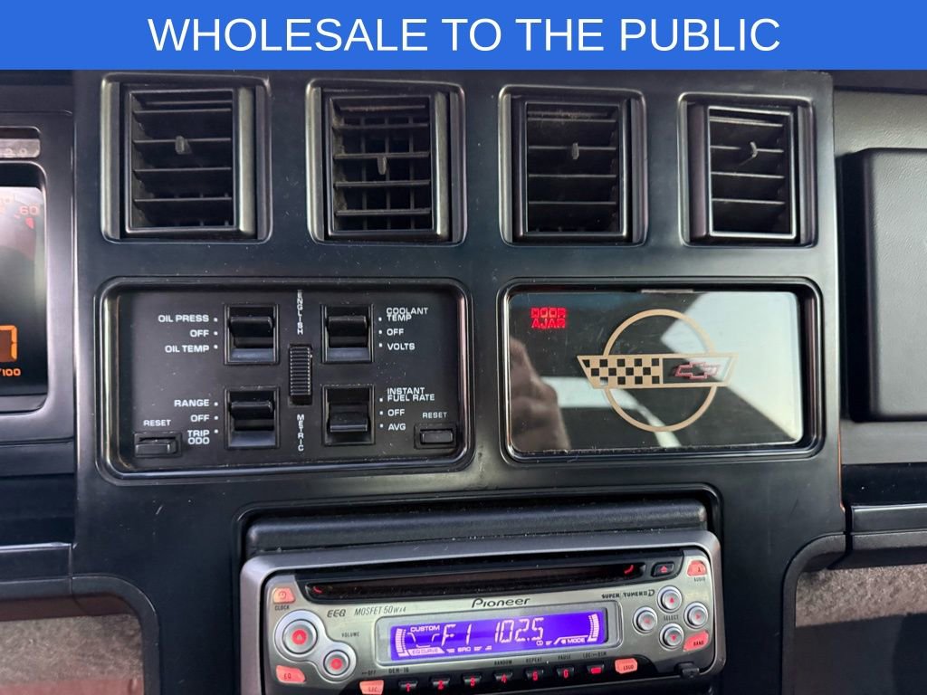 Used 1988 Chevrolet Corvette Coupe image 20