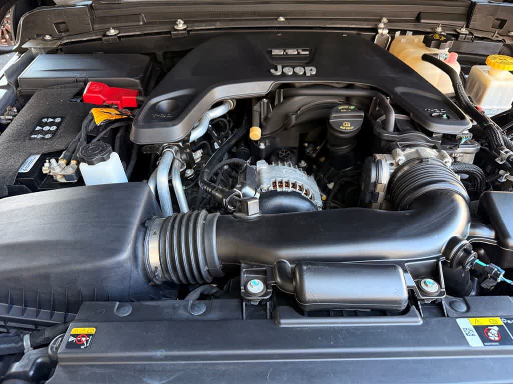 Used 2021 Jeep Gladiator Mojave AWD/4WD image 9