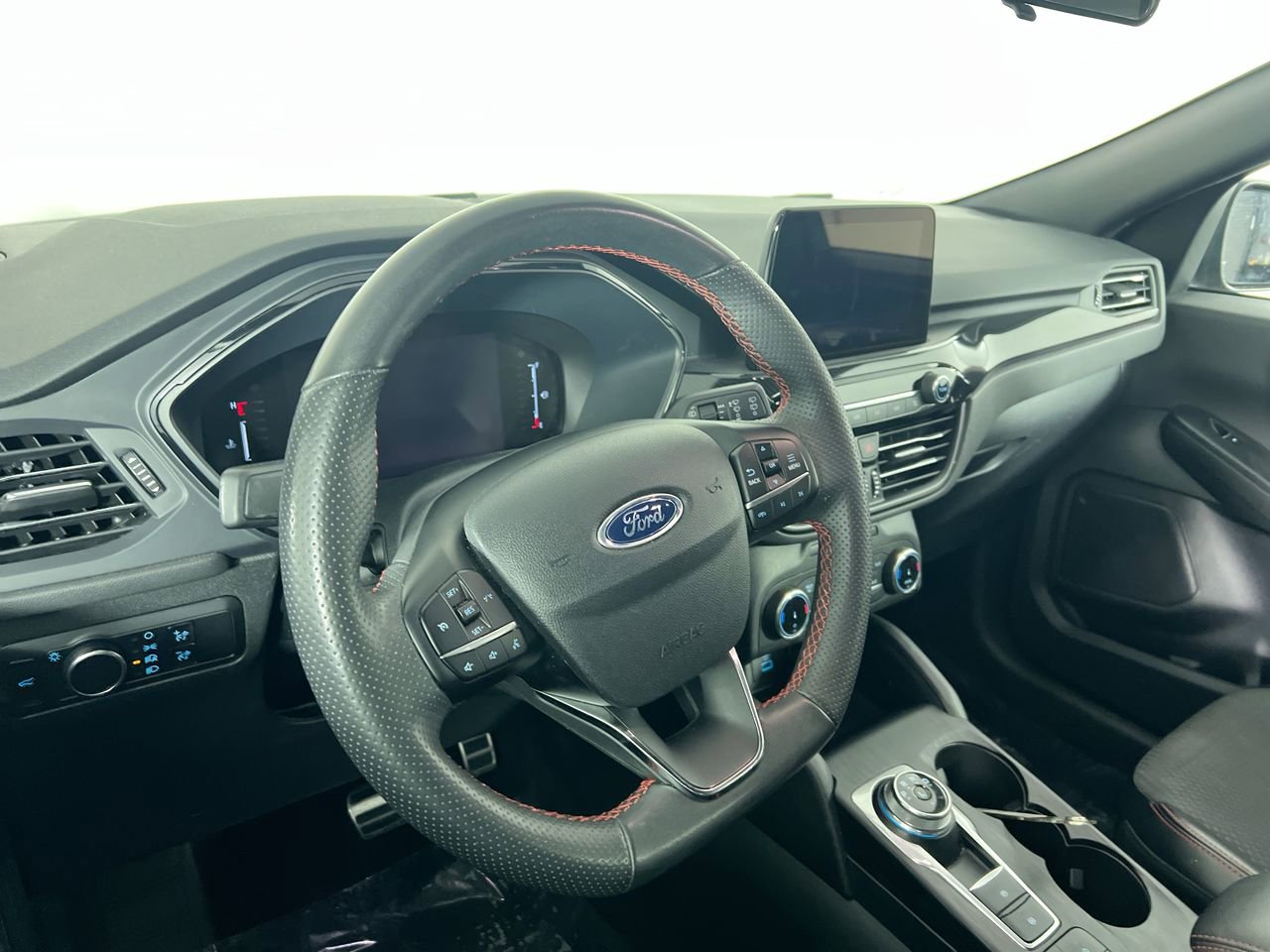 Used 2023 Ford Escape ST-Line FWD image 27