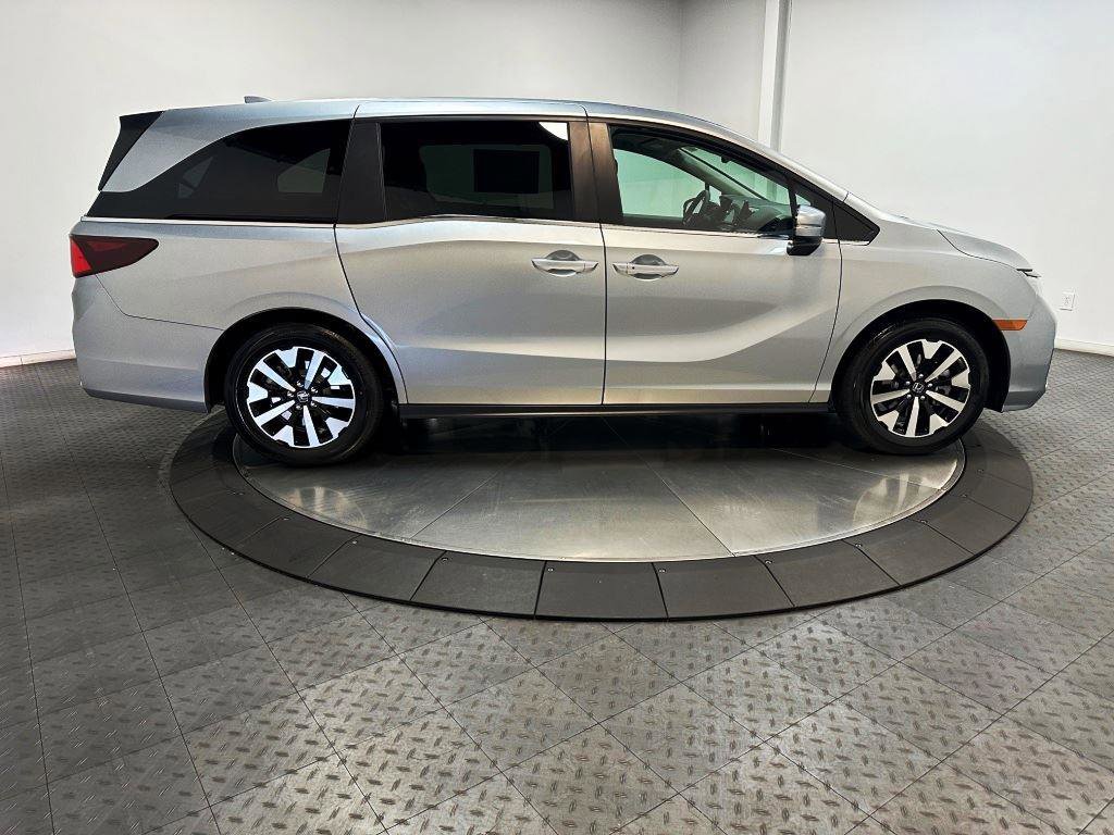 New 2026 Honda Odyssey EX-L image 9