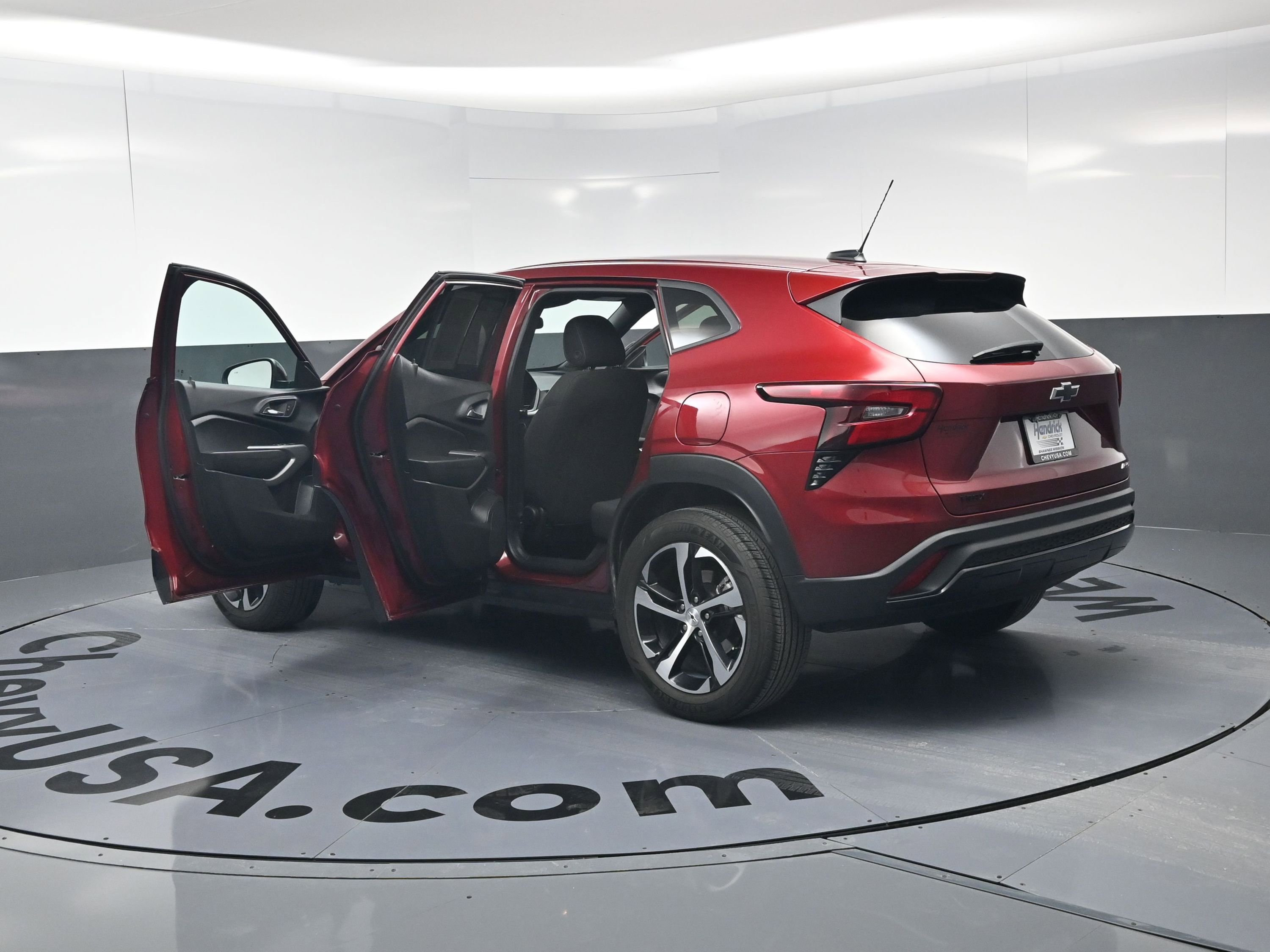 Used 2024 Chevrolet Trax RS w/ Sunroof Package image 28