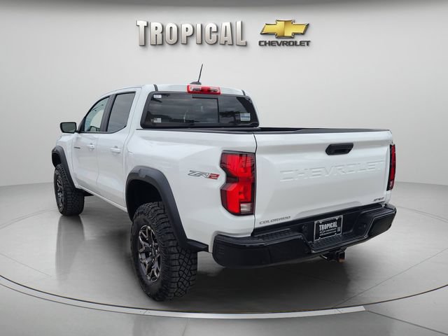 Used 2025 Chevrolet Colorado ZR2 AWD/4WD image 2
