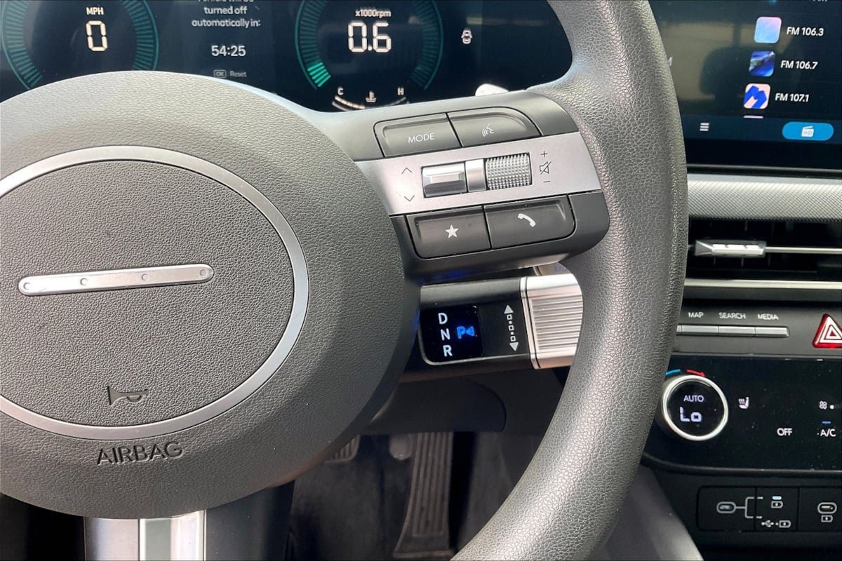 Used 2025 Hyundai Sonata SEL FWD image 19