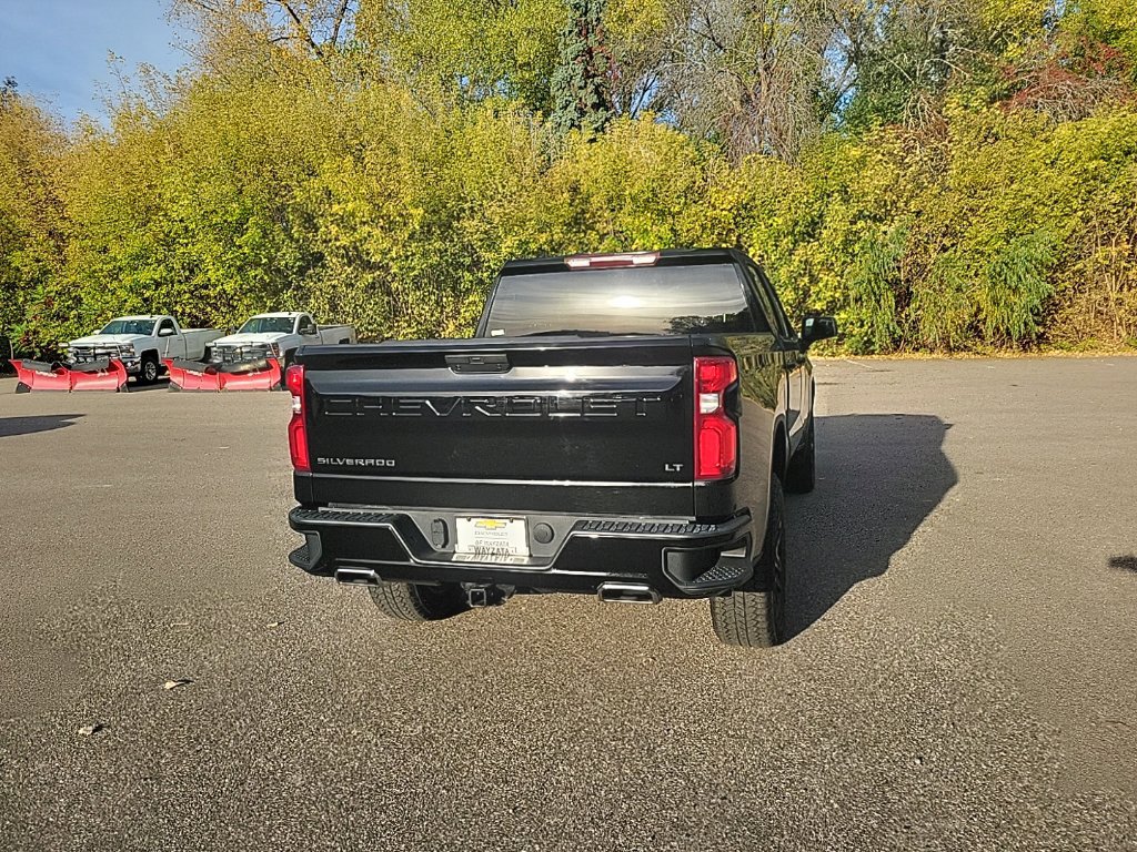 Used 2021 Chevrolet Silverado 1500 LT Trail Boss w/ Bed Protection Package AWD/4WD image 17