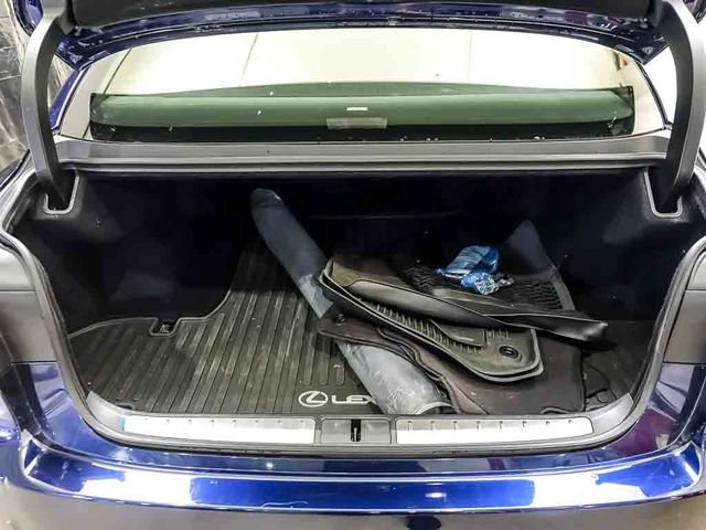 Used 2022 Lexus LS 500 AWD w/ Interior Upgrade Package image 24