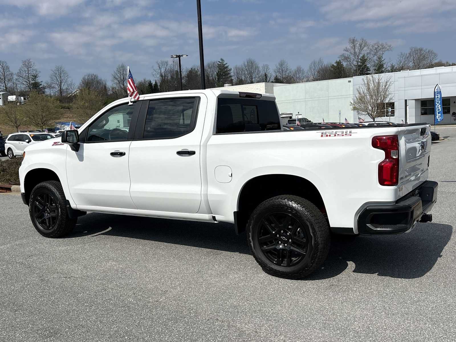 New 2026 Chevrolet Silverado 1500 LT Trail Boss w/ Convenience Package II AWD/4WD image 6