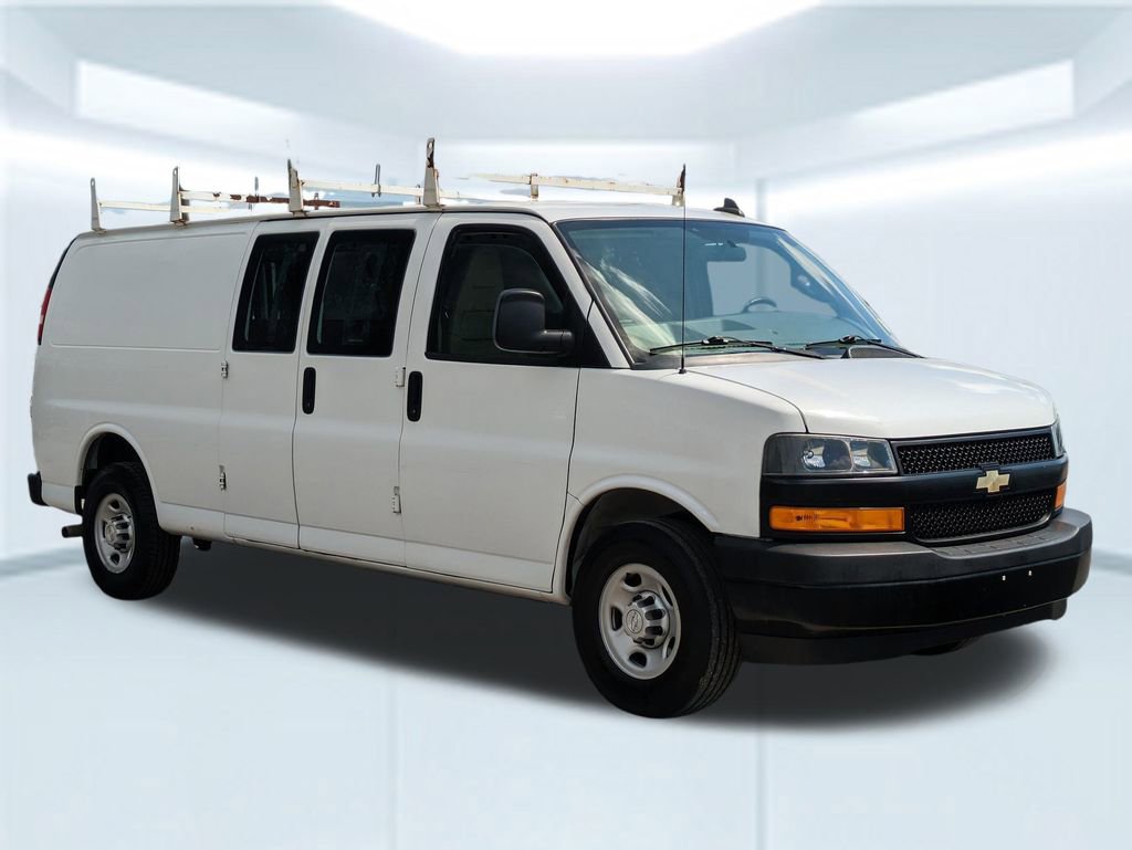 Used 2020 Chevrolet Express 3500 Extended w/ Driver Convenience Package image 8