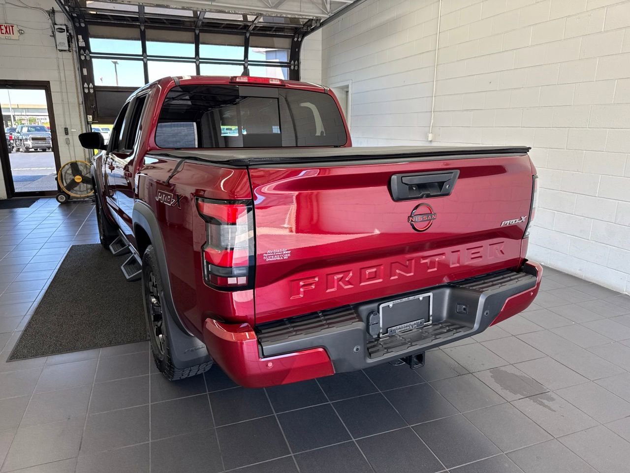 Used 2023 Nissan Frontier Pro-X w/ Technology Package RWD image 6