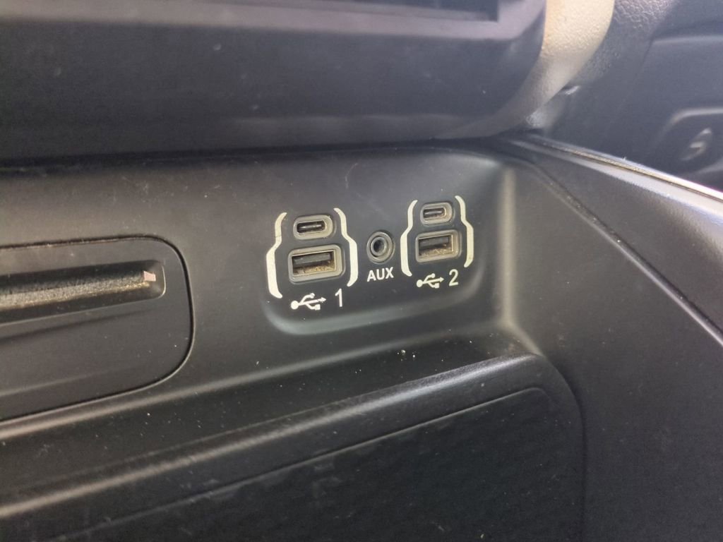 Used 2019 RAM 2500 Laramie AWD/4WD image 25