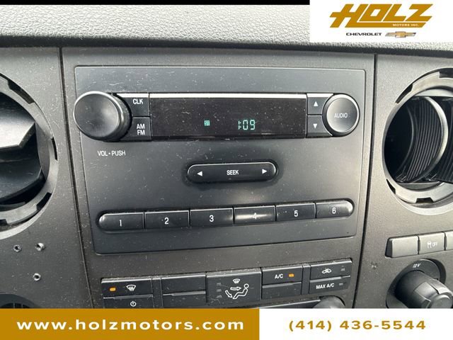 Used 2016 Ford F250 XL w/ Snow Plow Prep Package image 13