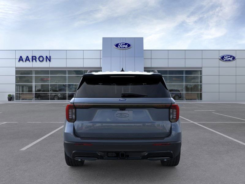New 2026 Ford Explorer ST-Line w/ ST-Line Street Pack image 5